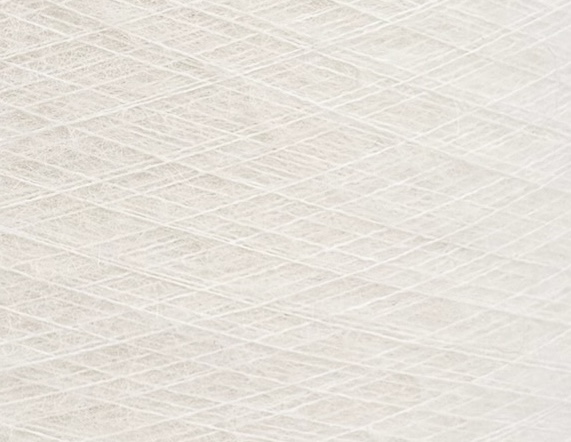 Pecci Filat Art. Soriano 1500 m / 100 g – Garn aus Babyalpaka und Merino col. Bianco naturale